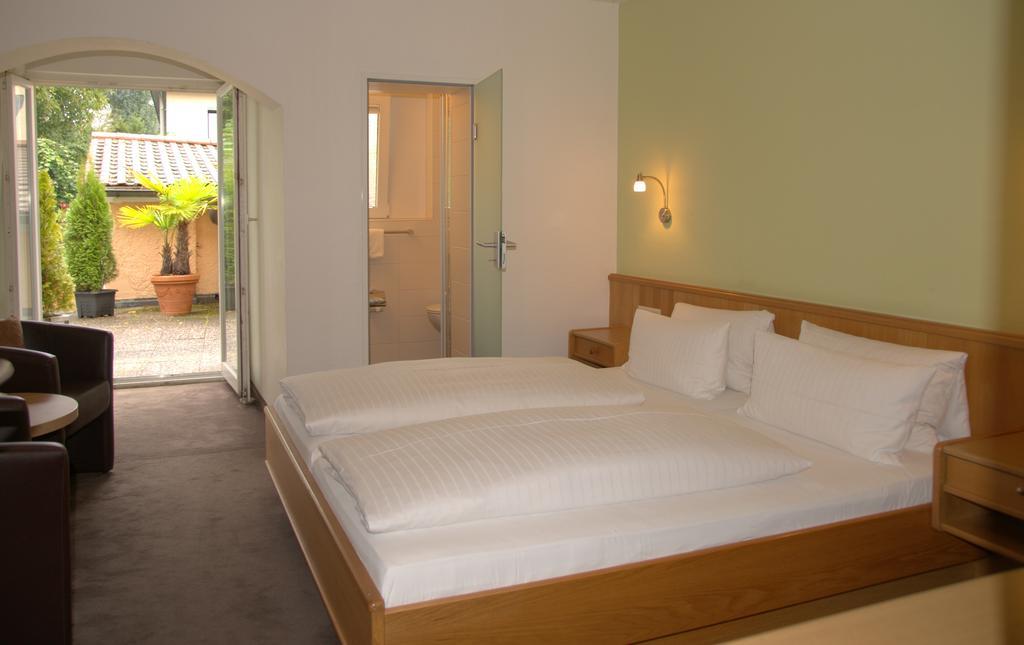 Hotel Alpenblick Garni ユーバーリンゲン 部屋 写真