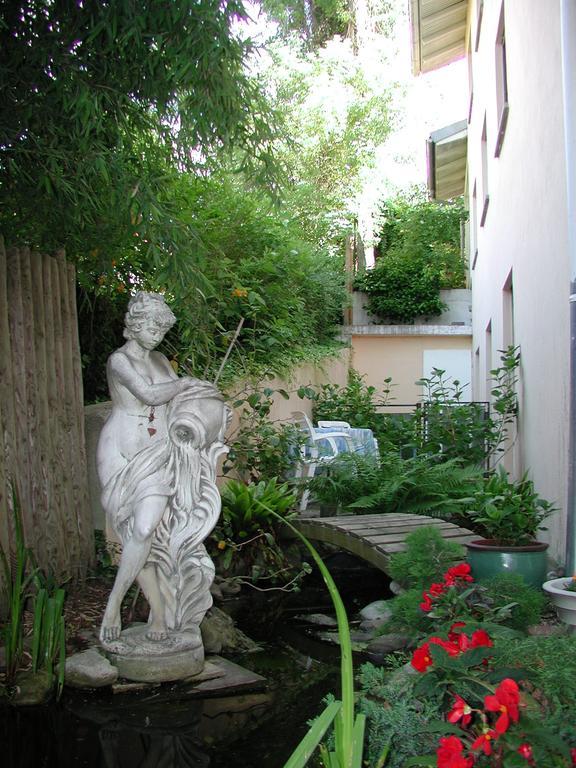 Hotel Alpenblick Garni ユーバーリンゲン エクステリア 写真