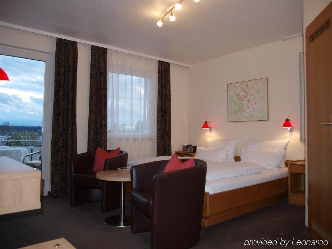 Hotel Alpenblick Garni ユーバーリンゲン エクステリア 写真